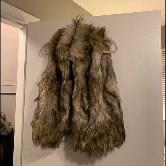 Fashion Nova Jackets & Blazers - Fashion Faux Fur Vest